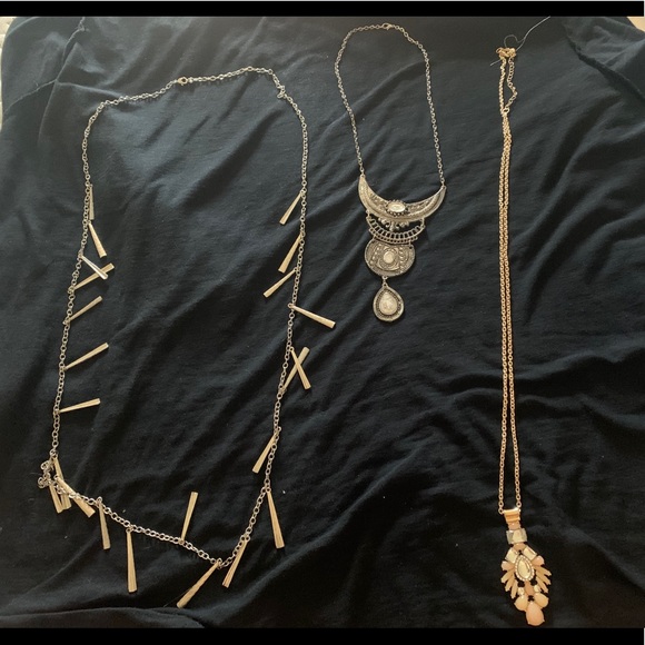 Jewelry - Picture 2 of 2